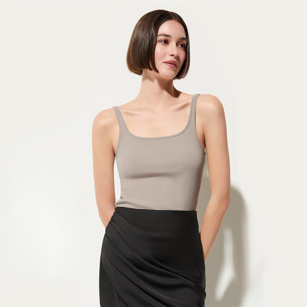 Áo 2 dây Slim Fit Ubras Trắng Size S – ôm gọn, thoáng mát