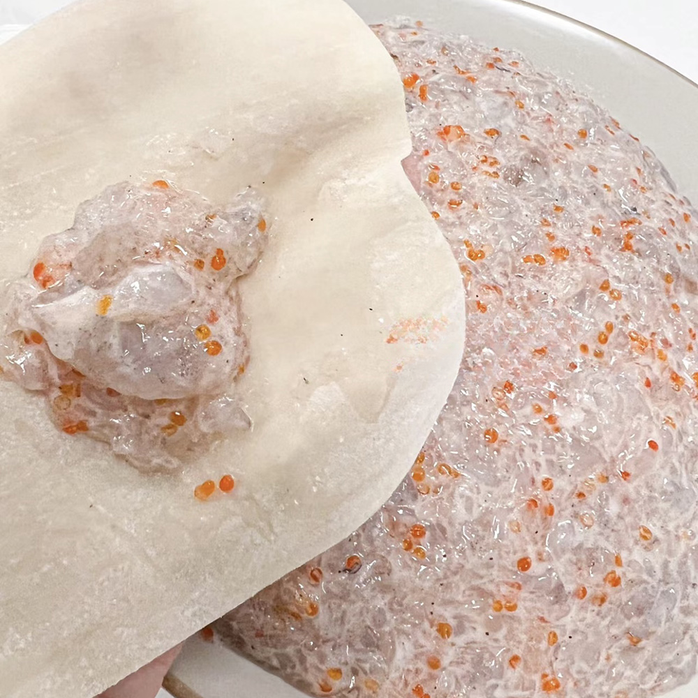 Hoành Thánh Tôm Trứng Cua Dollar's Kitchen 220 g (15 chiếc) – nhân tôm trứng cua tươi ngon