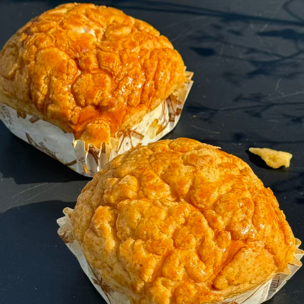 Hema-Milk-Custard-Lava-Pineapple-Bun-100g---Hong-Kong-Style-Bolo-Bao-1
