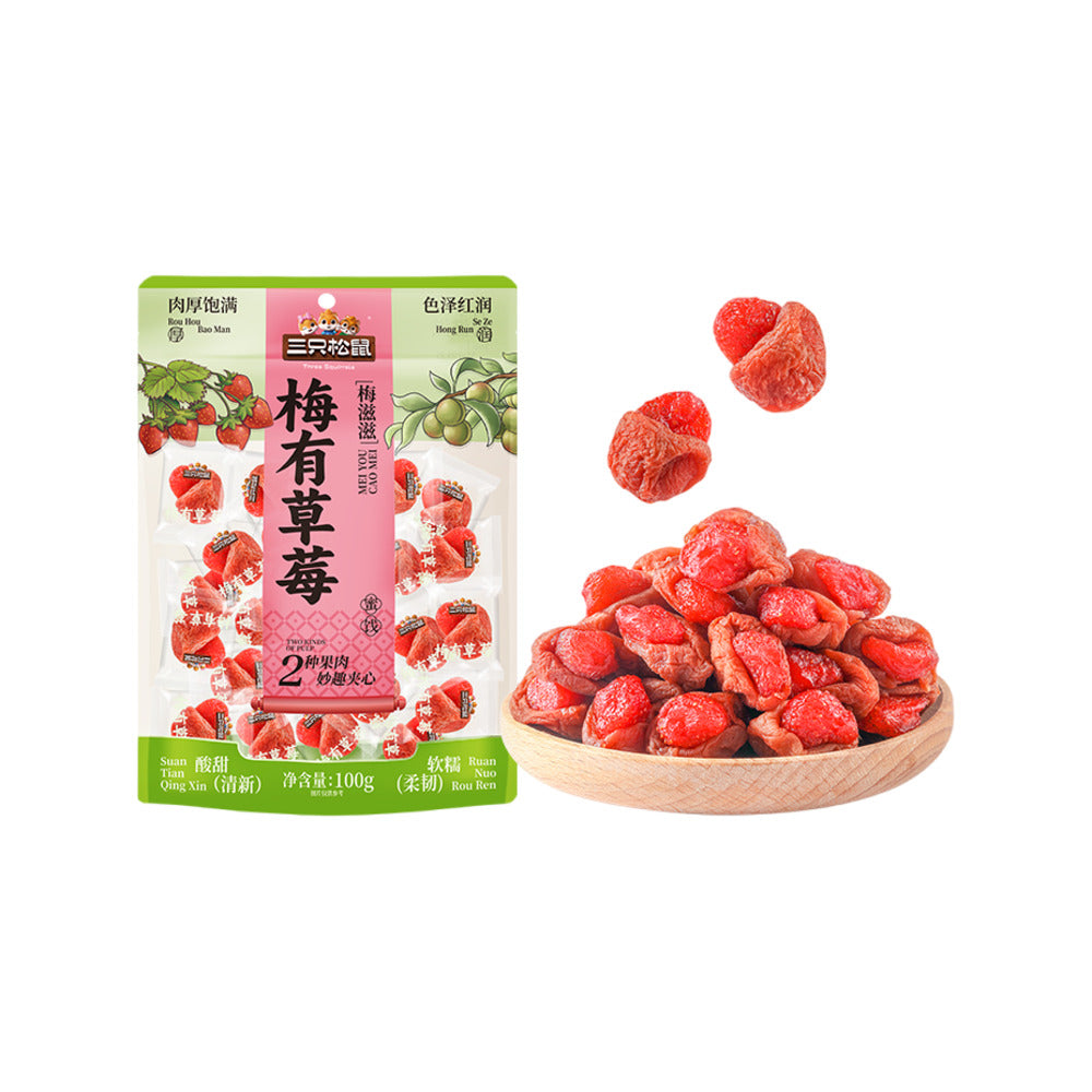 three-squirrels-plum-flavoured-dried-strawberries-100g-1