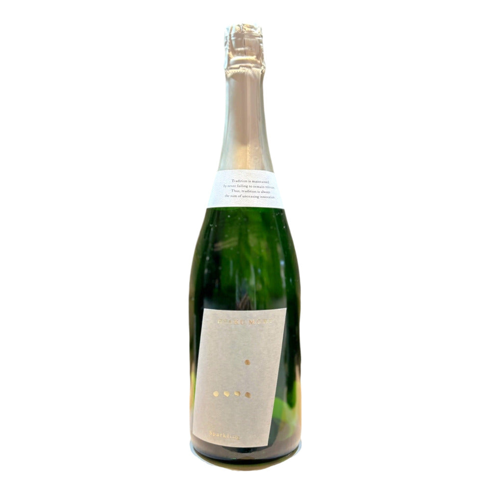 Kiku-Masamune-Hyakumoku-Sparkling-Sake-10%-ABV---720ml-1
