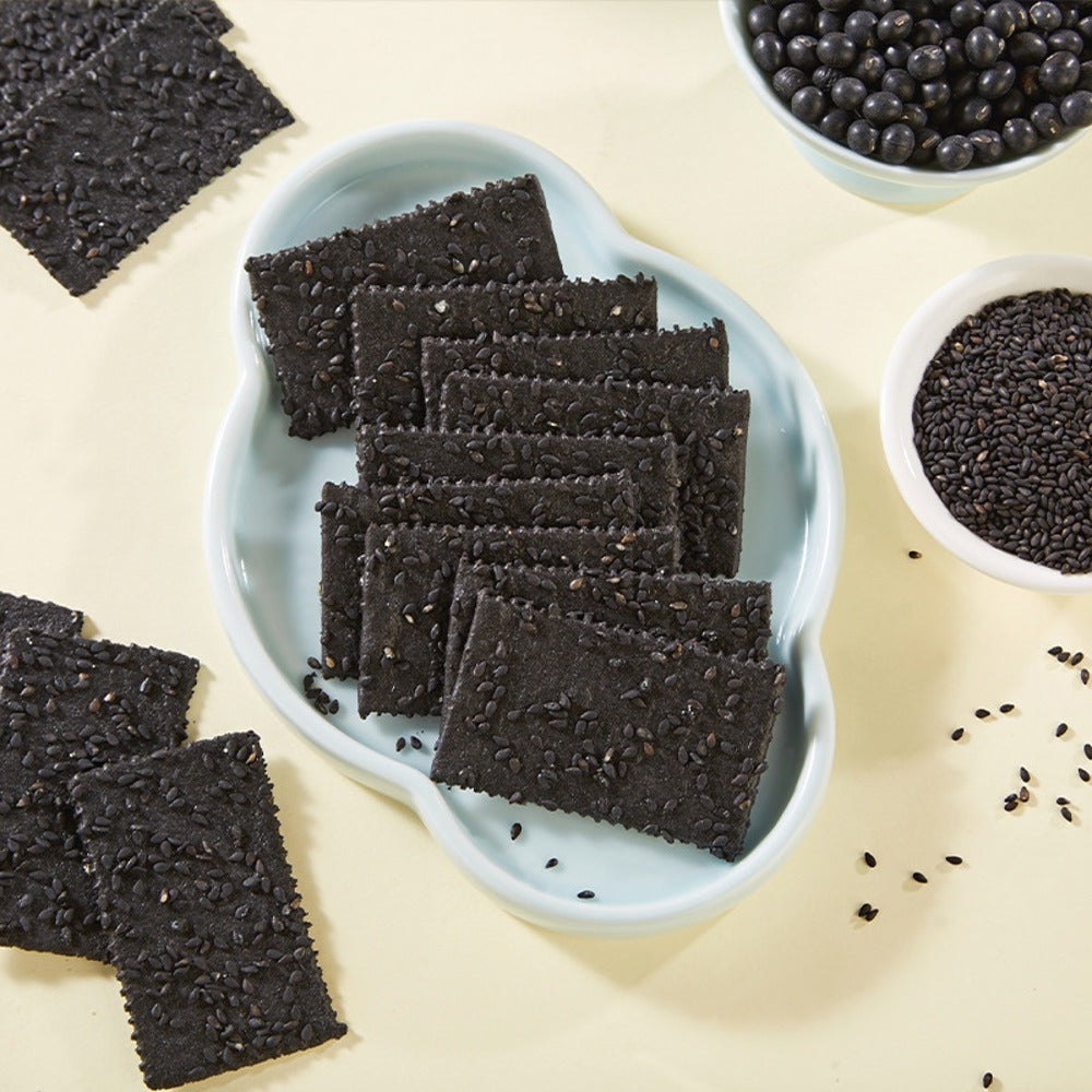 ALDI-Delight-Five-Black-Sesame-Crispy-Biscuits-300g-–-Limited-Import-2