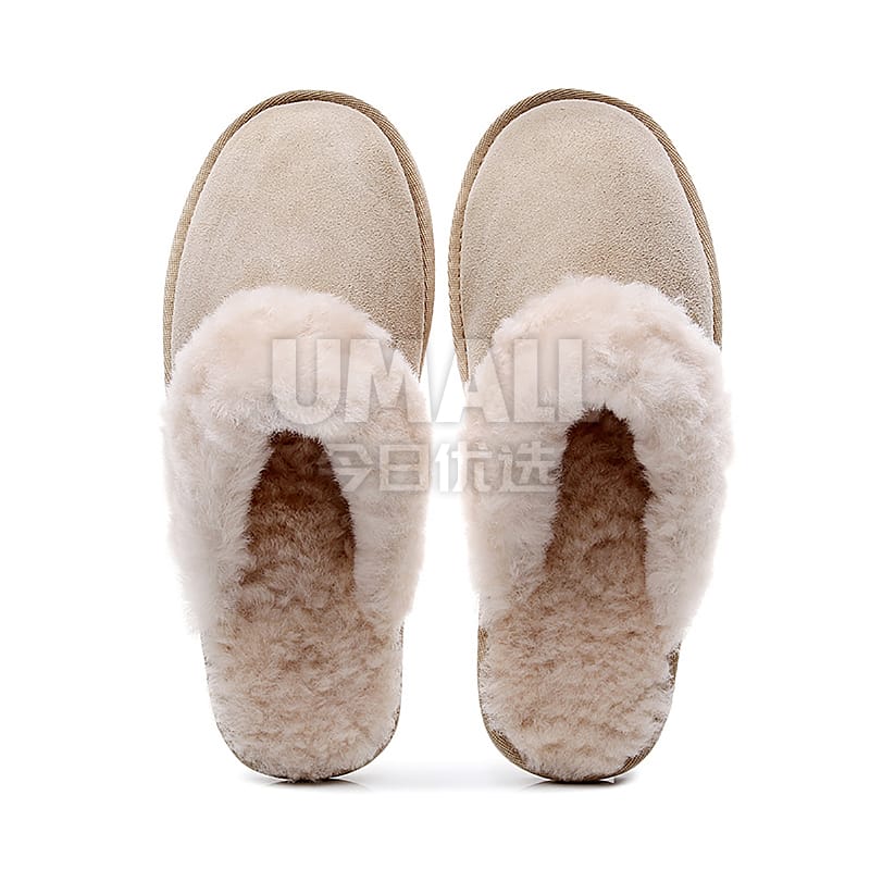 Tasman-UGG-Sheepskin-Slippers-Sand-Color-Size-XL-1