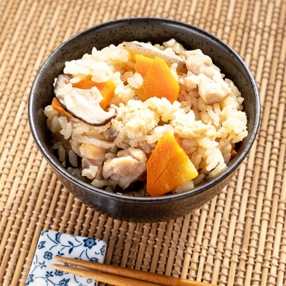 Kikkoman-Premium-Whole-Soybean-Soy-Sauce-1L-–-Tokusen-Marudaizu-Naturally-Brewed-Japanese-Shoyu-2