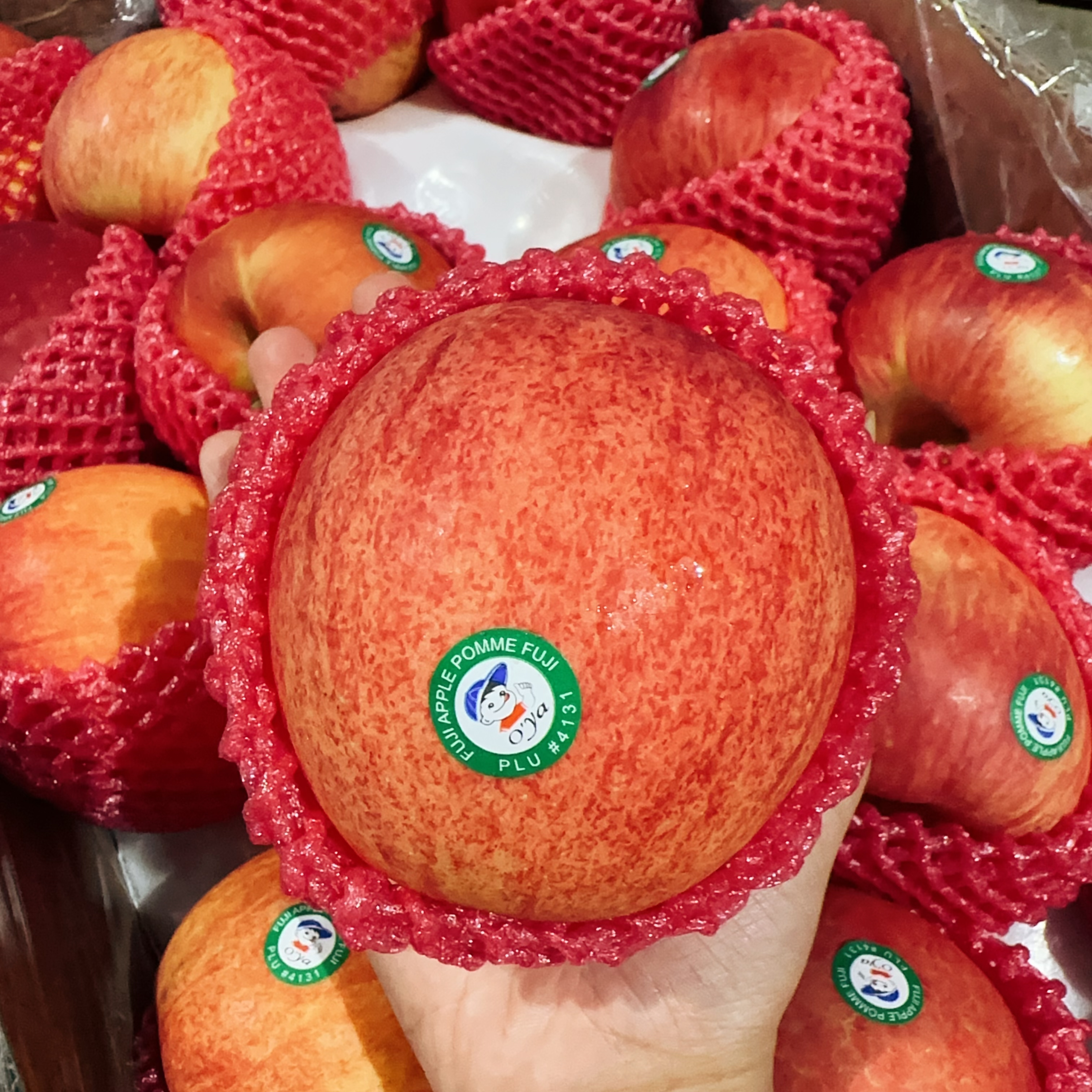 Chinese Fuji Apples - 2 Pieces – Umall - Australia's Largest Online ...