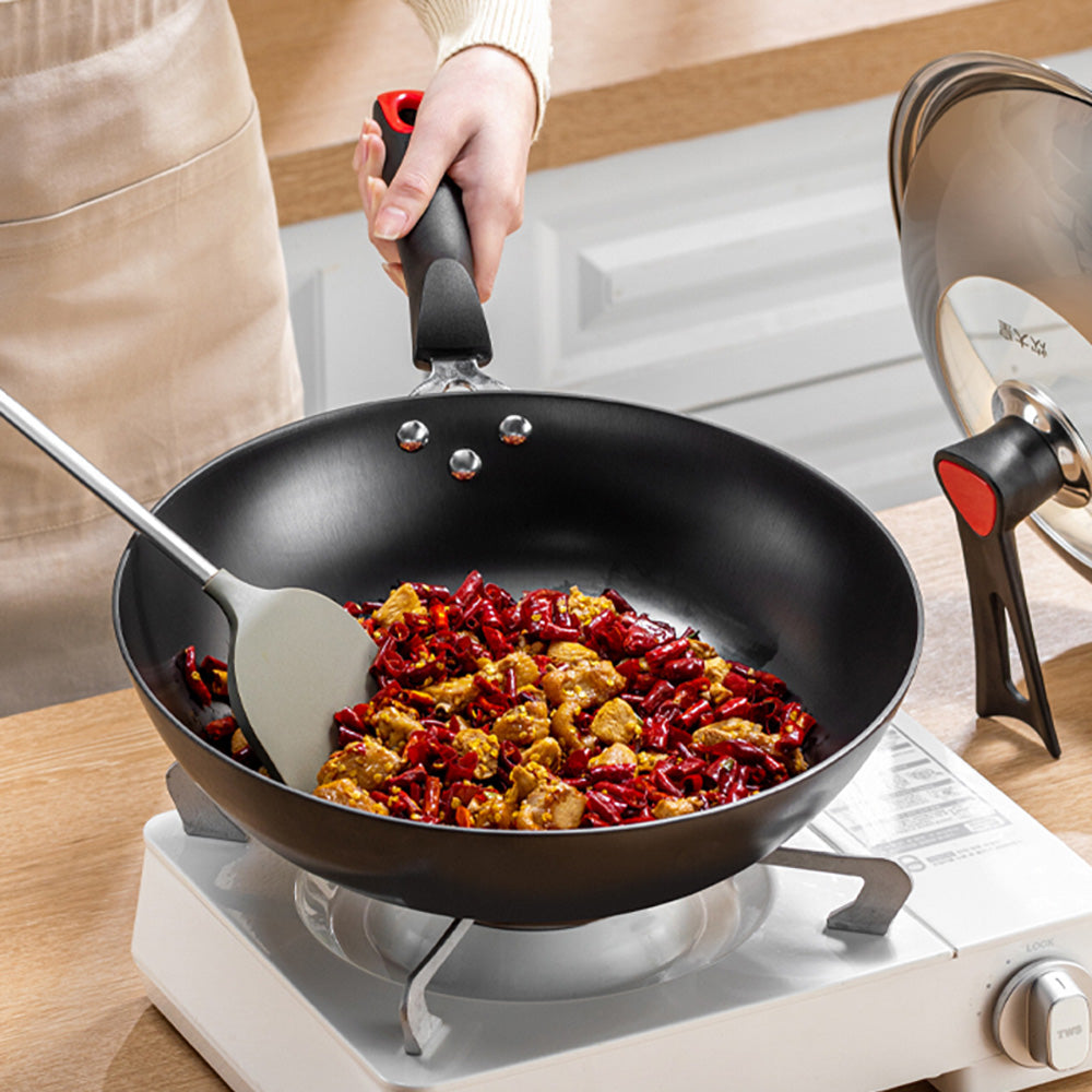 Chu-Da-Huang-Traditional-Cast-Iron-Wok-34cm-1