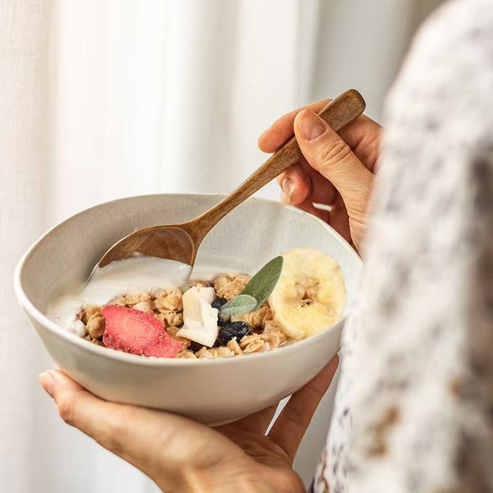 DL-Strawberry-Fruit-Granola-320-g---Crunchy-Oat-Cereal-with-Mixed-Fruits---Limited-Import-3