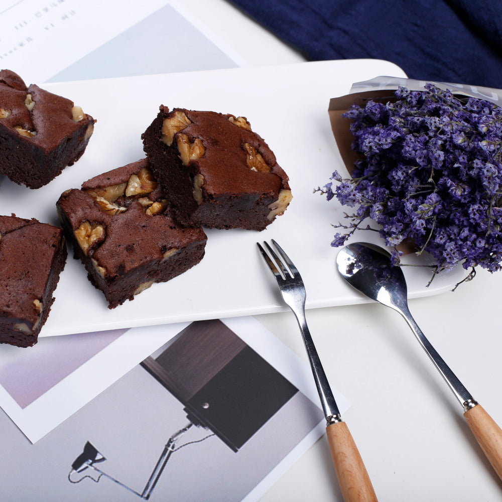 Frozen-Walnut-Chocolate-Brownies-–-4-Pieces,-135g---Fudgy-Dessert-Squares-Ready-to-Heat-&-Serve-3