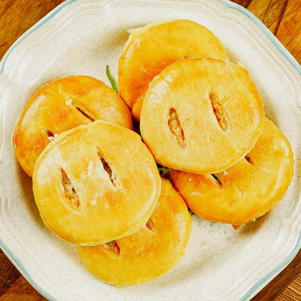 Lejinji-Sweetheart-Pastry-370g---Cantonese-Wife-Cake-3