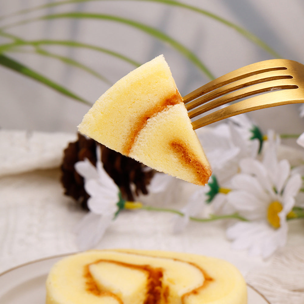 Xianchang-Houmai-Mini-Milk-Roll-Cake-80g---Soft-Swiss-Roll-with-Milky-Cream-Filling-3