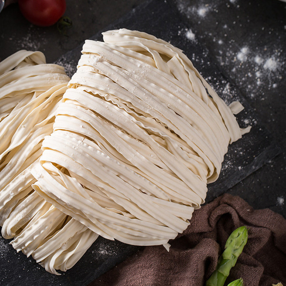 You-Ni-Yi-Mian-Handcrafted-Sun‑Dried-Noodles-–-Sour-&-Spicy-Golden-Broth-110g-4