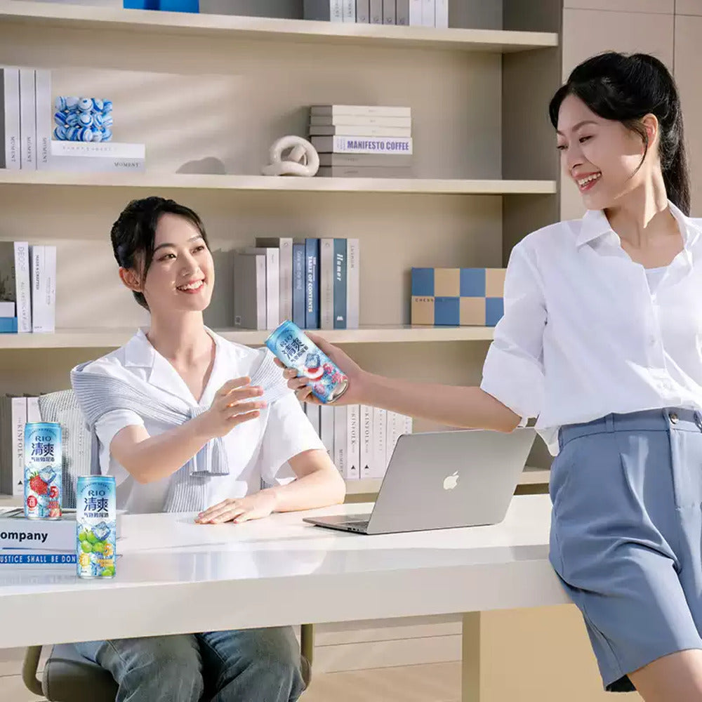 RIO-Sparkling-Cocktail-–-Green-Apple-Vodka-5%-ABV,-330ml---RTD-Vodka-Cocktail-4