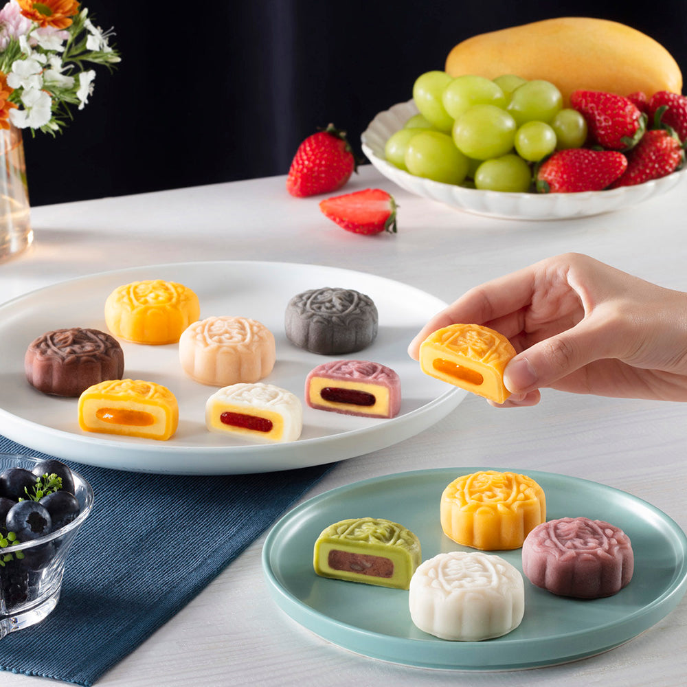 Maxim's-Snowy-Mooncakes-'Two-of-Us'-Matcha-Chocolate-–-2-Pieces-120g-2