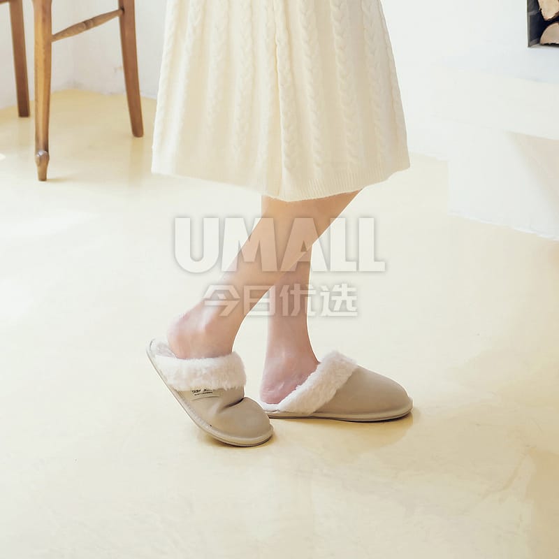 Tasman-UGG-Sheepskin-Slippers-Sand-Color-Size-XL-1
