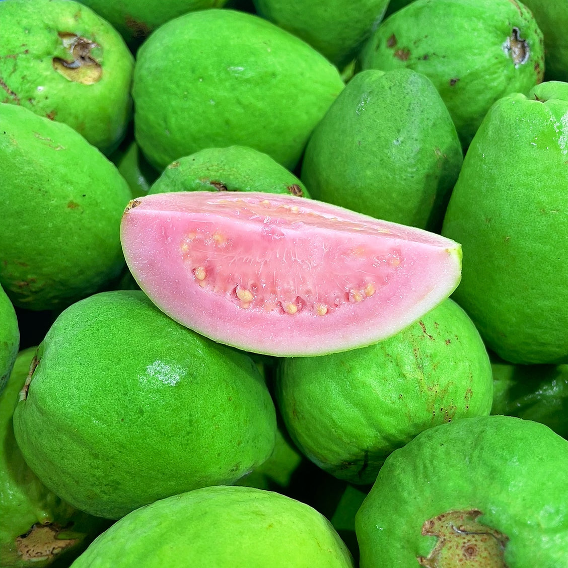 Red Guvas Red Guava - 1kg – Umall - Australia's Largest Online Asian Supermarket