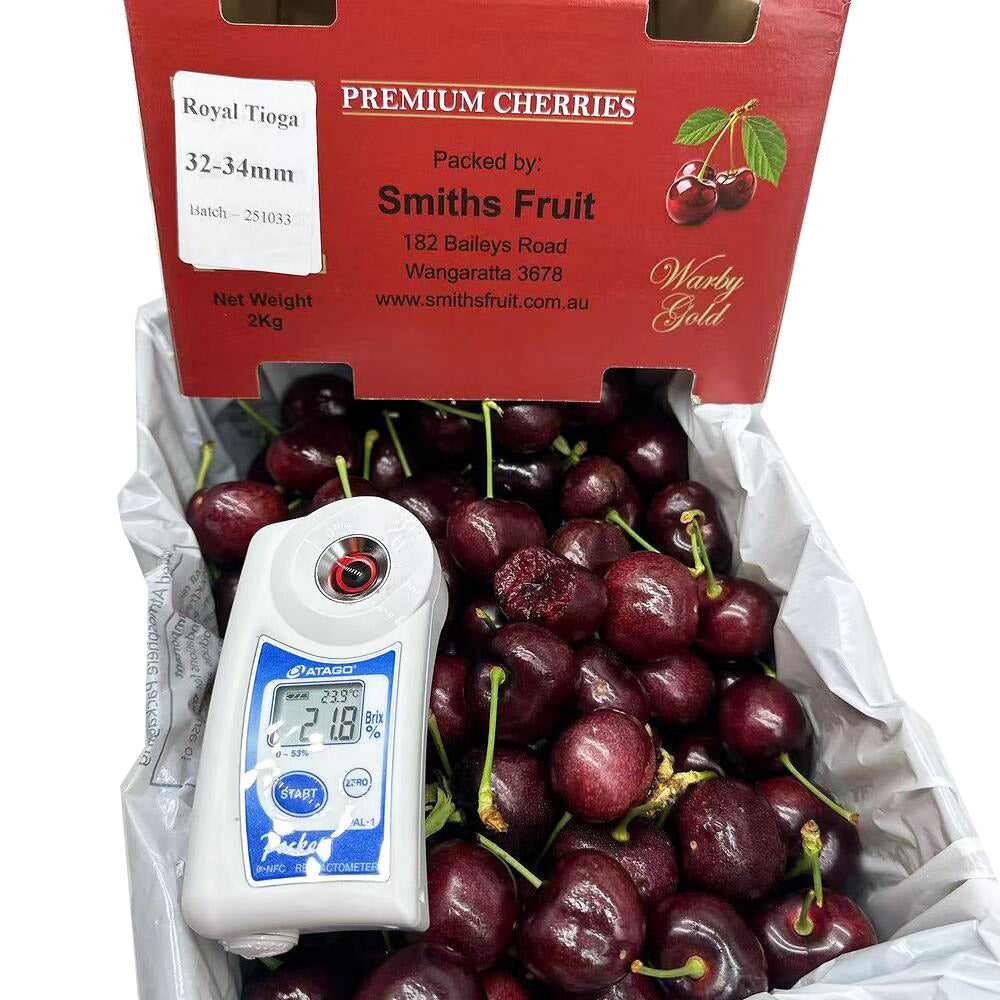 smiths-fruit-warby-gold-royal-tioga-cherries-gift-box-2kg-32-34mm-3
